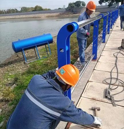 靖州护栏安装
